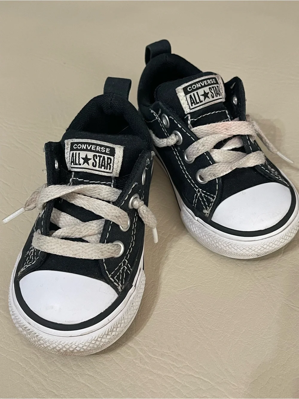Toddler Converse Black Low Top size 5